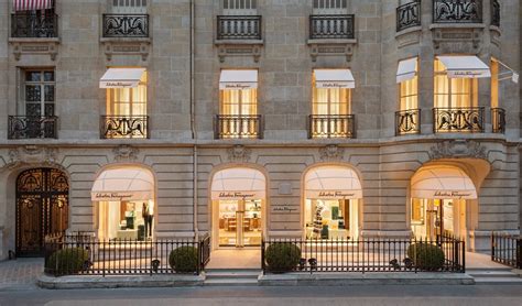 ferragamo paris store